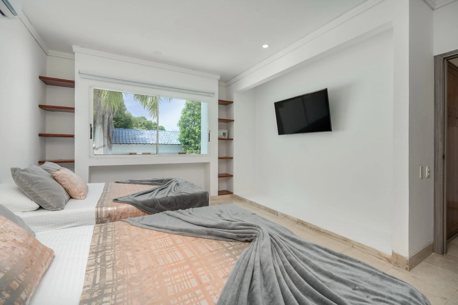 Bocagrande Beach House — gallery 4